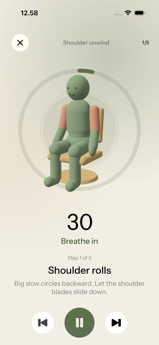 A Shoulder unwind step with the 3D figure and a 30 second count